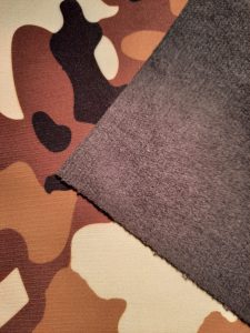 Contrecollage militaire Contrecollage militaire